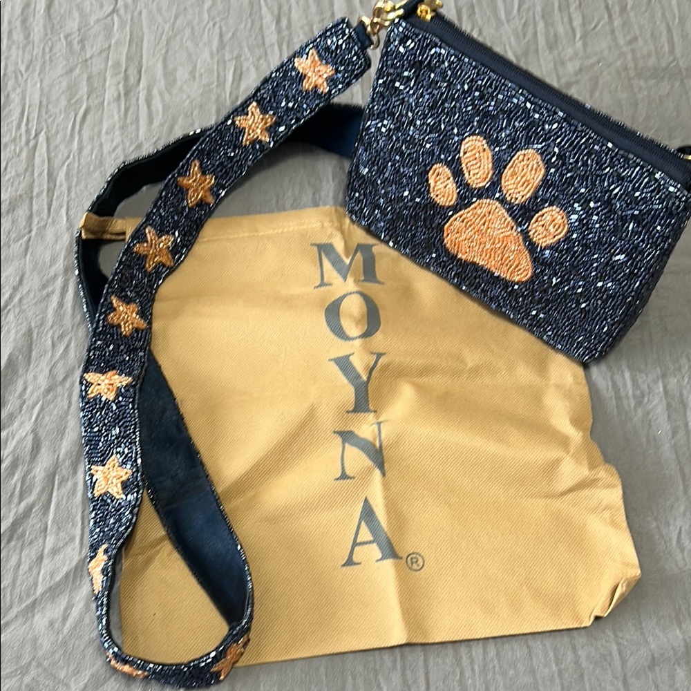 Moyna beaded handbag with stars and paw print